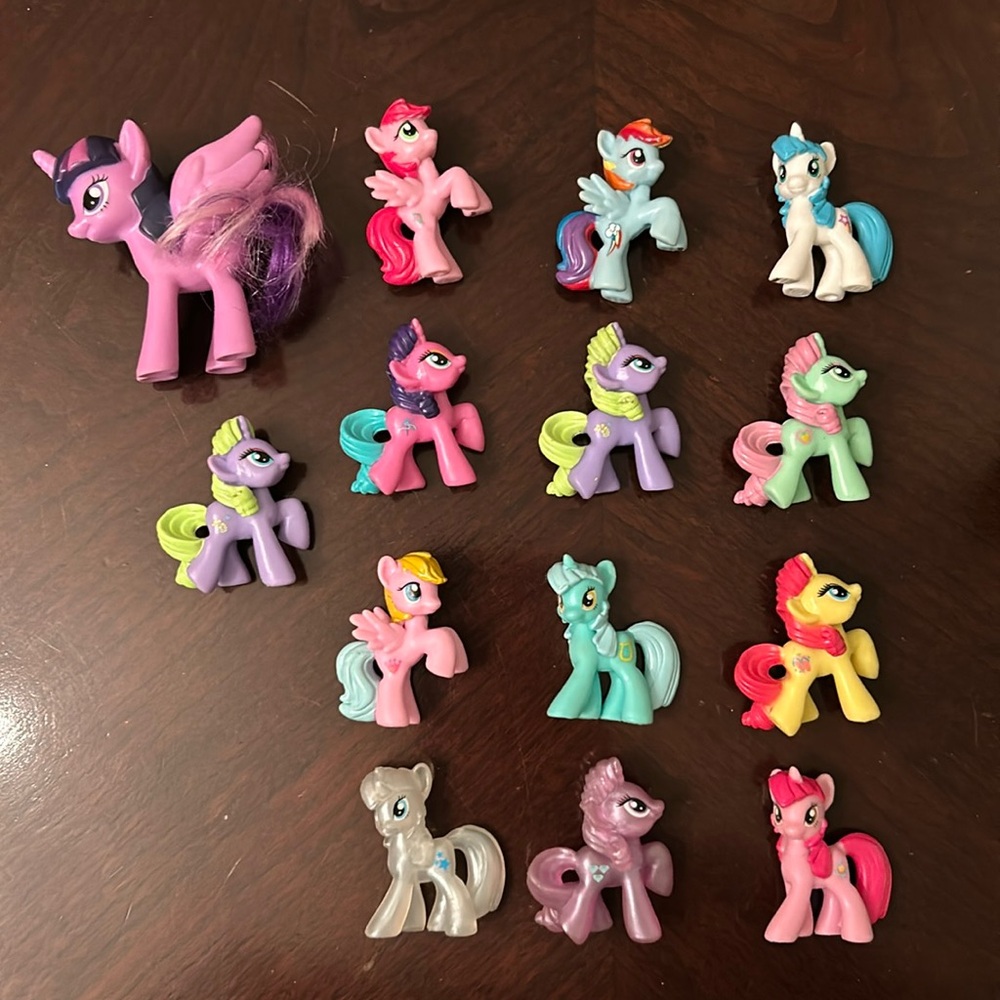 My Little‎ Pony Mini Figures Lot Of 14